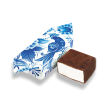 Load image into Gallery viewer, KOMMUNARKA Bird's Milk Candy 4.4lbs