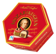 Load image into Gallery viewer, MAITRE TRUFFOUT Mozart Kugeln Chocolate Candy Gift Box
